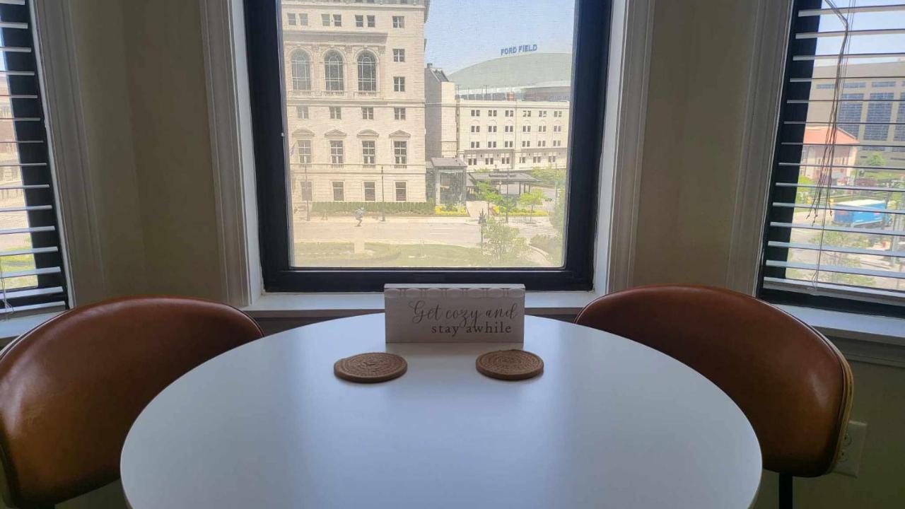 Amazing 1 Bedroom Apt In City Center Detroit Eksteriør billede